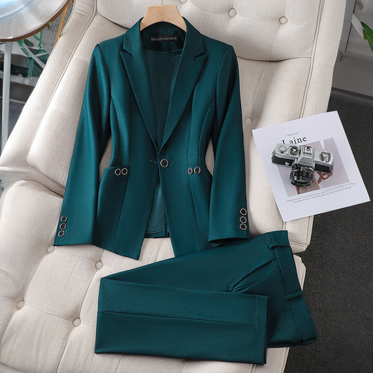 AuraChic - Elegantes Blazer-Set